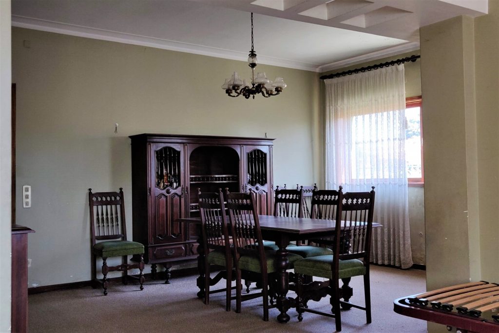 Moradia T4 Rua Comendador Raínho SJM - Sala de Jantar Moradia T4 Rua Comendador Raínho SJM - Sala de Jantar