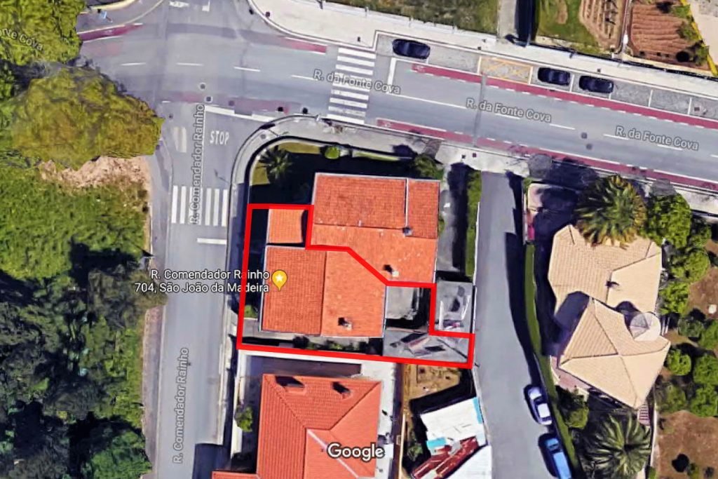 Moradia T4 Rua Comendador Raínho SJM - planta Moradia T4 Rua Comendador Raínho SJM - planta