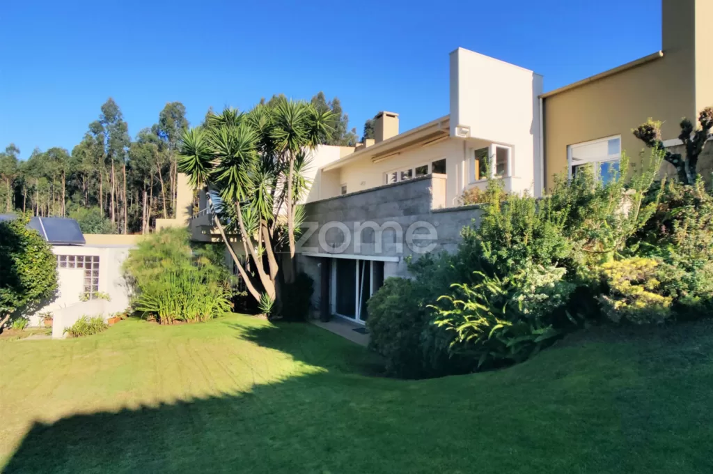 Casas de Sonho: Moradia Térrea em Escapães, Santa Maria da Feira